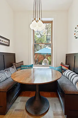 Sold by Compass | media 7