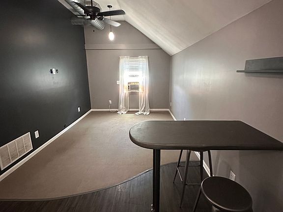 3rd image of 1730 Starkweather Ave #Up