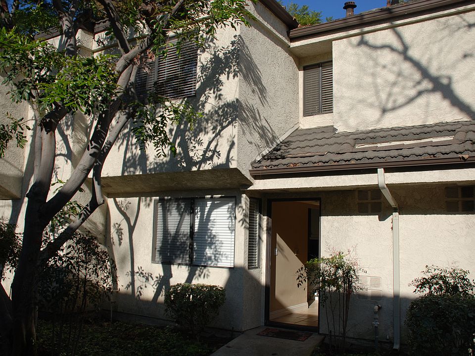 Front of unit