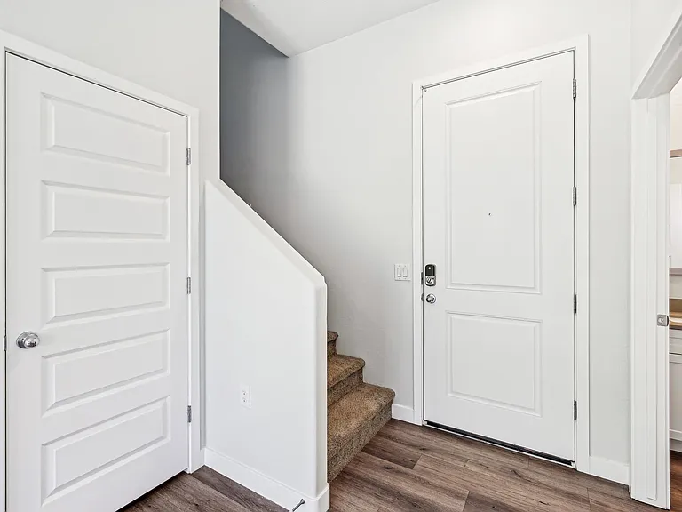 Baseline on 16 — Photo 64