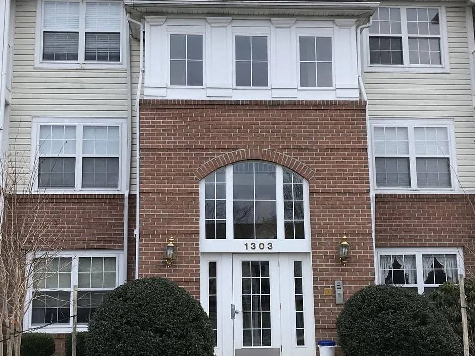 1st image of 1303 Sheridan Pl Unit B