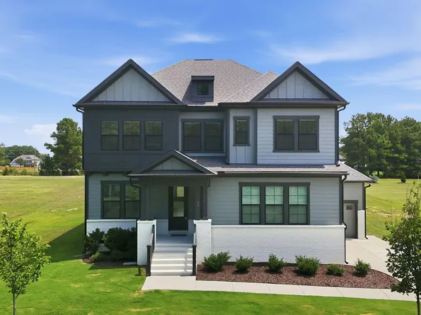 45 Scotland Dr, Youngsville, NC 27596