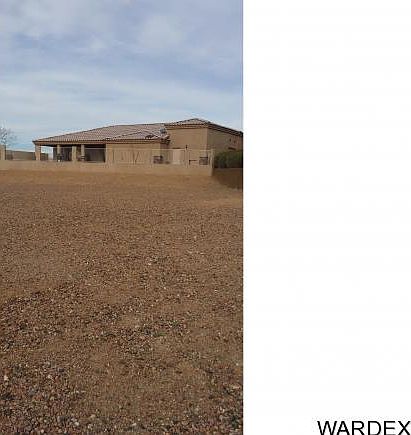 1st image of 3563 N Latrobe Dr