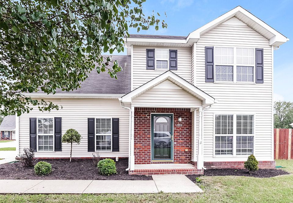 1st image of 1703 Carrick Dr