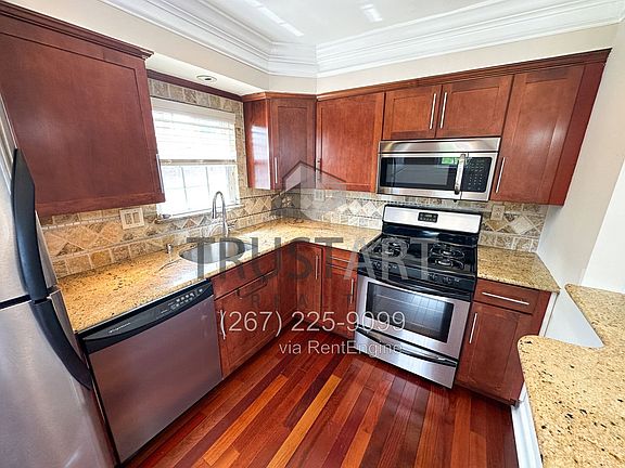 4th image of 3950 Constance Rd Floor 2