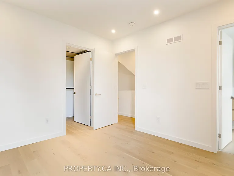 301 Keele St #1 — Photo 27