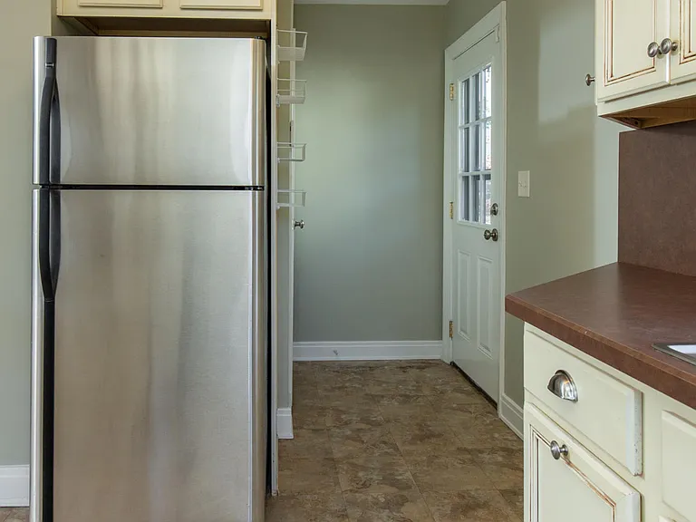 4022 Gloucester Rd — Photo 10