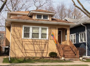 1035 Mapleton Ave, Oak Park, IL 60302