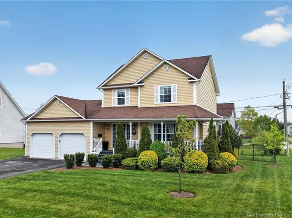 1 Cumbria Ct, Moncton, NB E1G 0B2