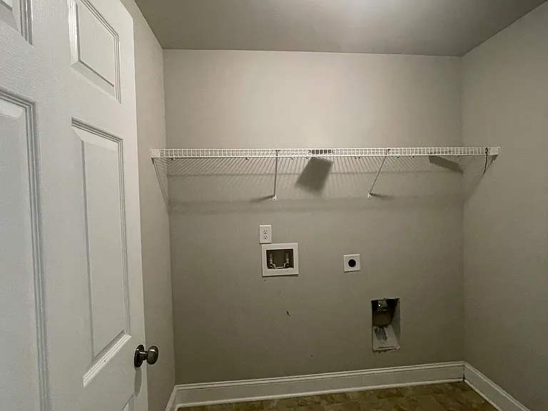 410 Katie Ln — Photo 20