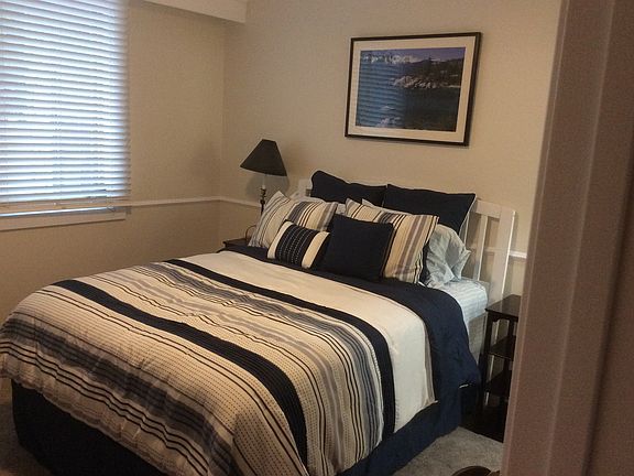 3rd image of 933 Northwood Blvd Unit 14