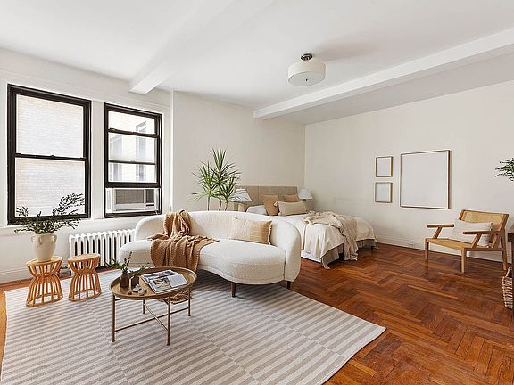 2nd image of 135 Eastern Pkwy APT 2C