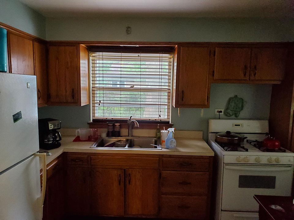 2nd image of 1710 W Downer Pl