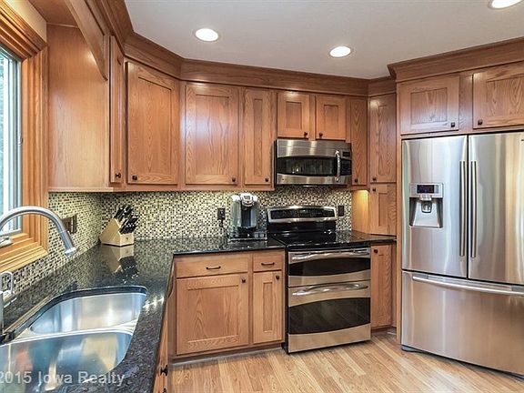 5th image of 9202 Timberwood Dr