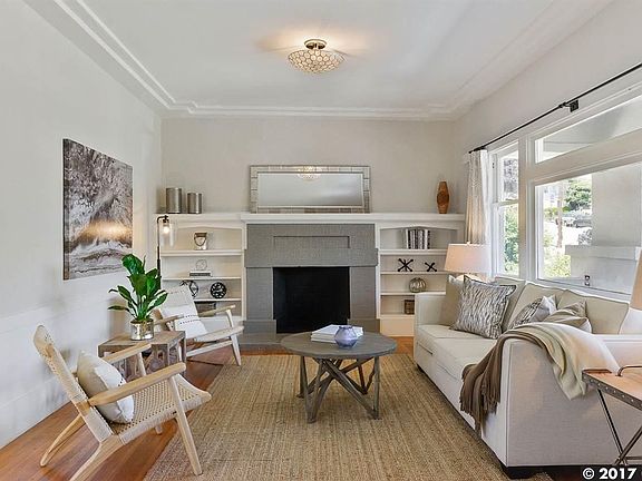 3rd image of 437 Montclair Ave