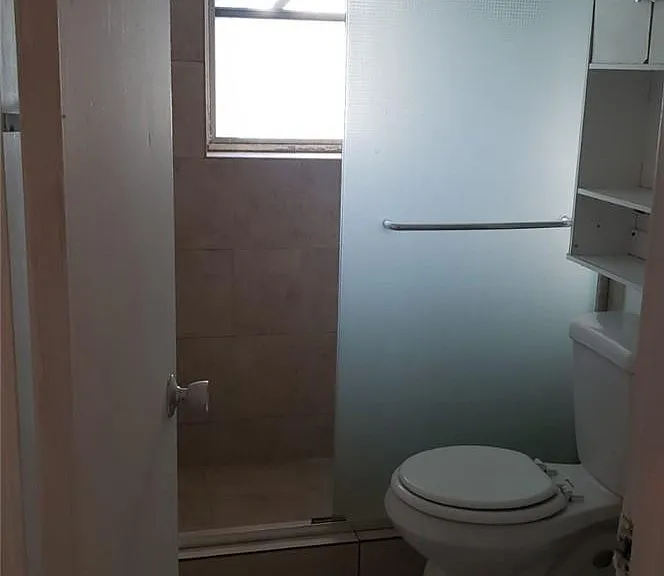 1535 SW 44th Ter #1 — Photo 3