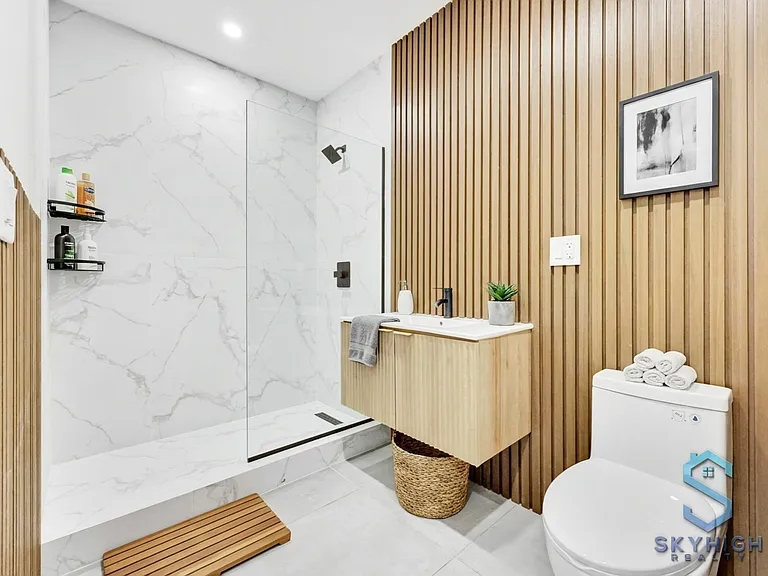 886 Bushwick Ave #PENTHOUSE — Photo 2