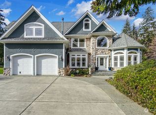 3968 Resort Rd, Greenbank, WA 98253