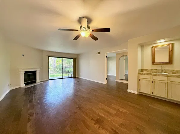7303 Calle De Fuentes, Carlsbad, CA 92009