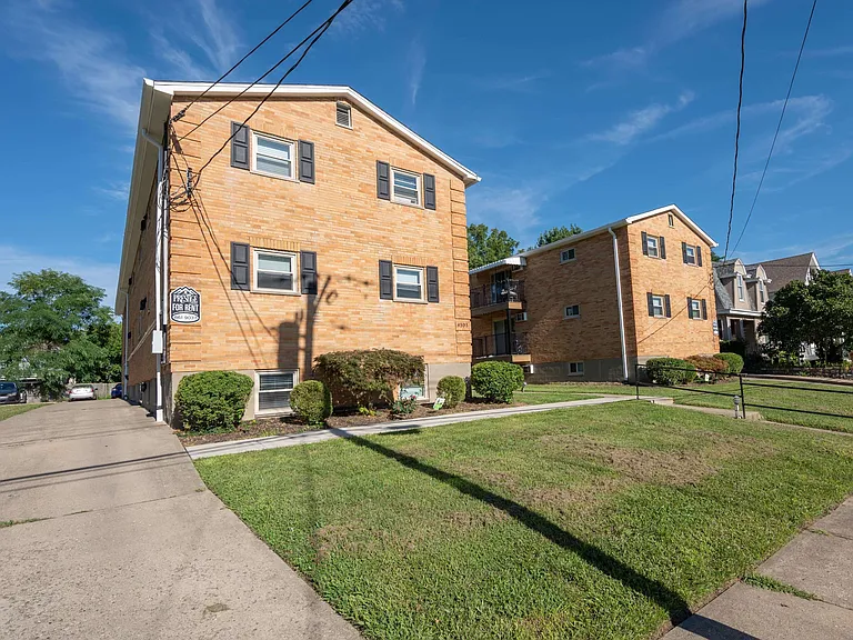 4303 Allison St — Photo 18