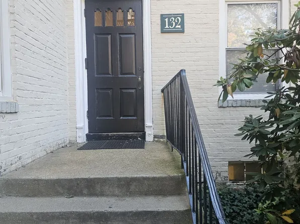 132 Summer Street #2B, Stamford, CT 06901