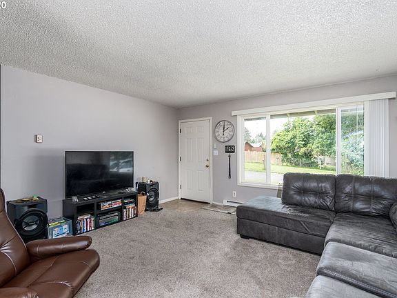 4th image of 114 Dillon Dr