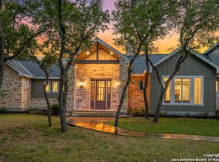 2169 Ranch Loop Dr, New Braunfels, TX 78132