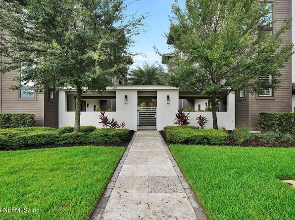 303 AHERN Street, Atlantic Beach, FL 32233