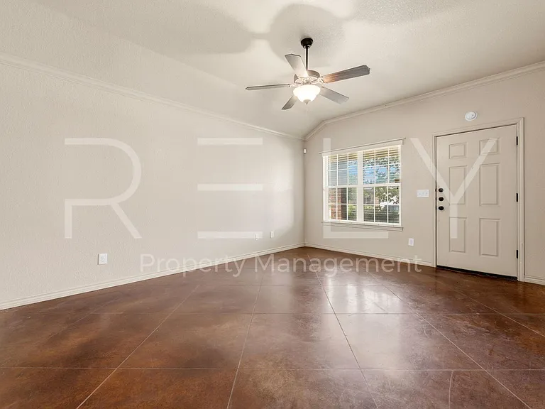 603 W Karey Dr — Photo 6