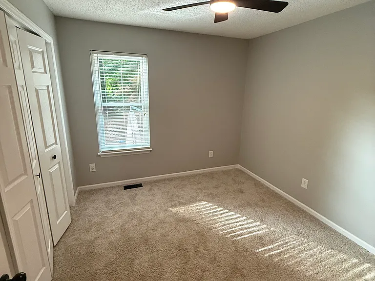 8001 Maxwelton Dr — Photo 5