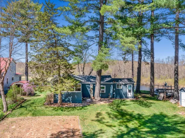 N4317 County Road V, Poynette, WI 53955