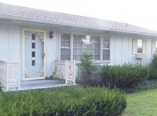 421 Cedar Grove Rd, Johnson City, TN 37601