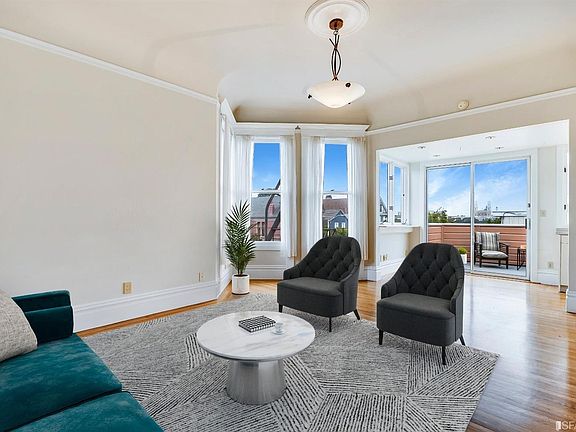 3rd image of 350 Frederick St