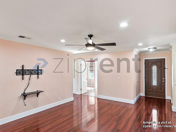 5th image of 1656 Messina Dr