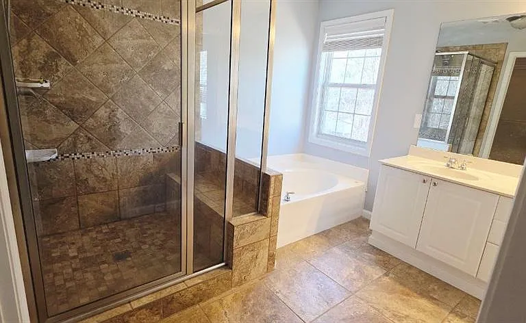 3595 Deep Cove Dr — Photo 14