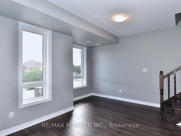 105 Kayla Cres #10 — Photo 19