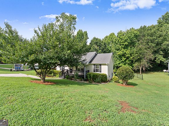 4th image of 1738 NW Lanier Springs Dr