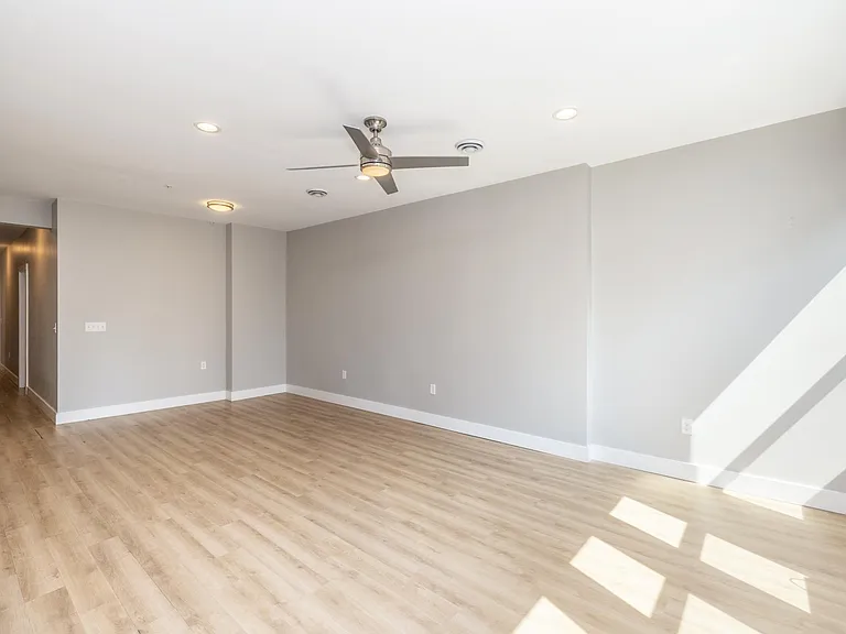 4003 N Downer Ave #B — Photo 11
