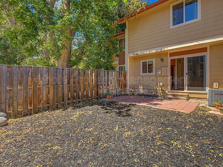 11604 Community Center Dr #8 — Photo 32