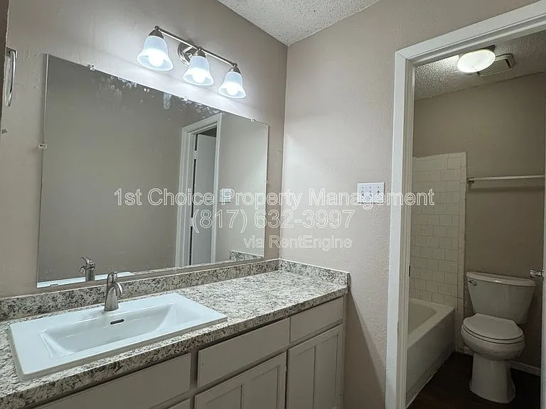 7704 Jennifer Ln — Photo 14