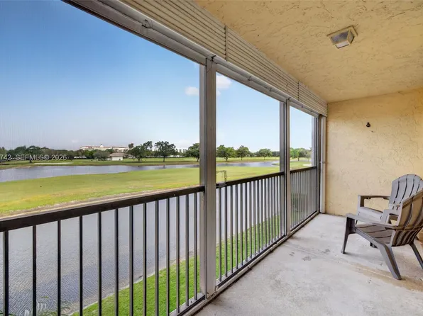 3100 W Rolling Hills Cir APT 303, Fort Lauderdale, FL 33328