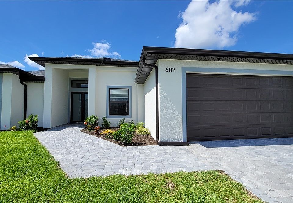 1st image of 602 SW 15th Ter