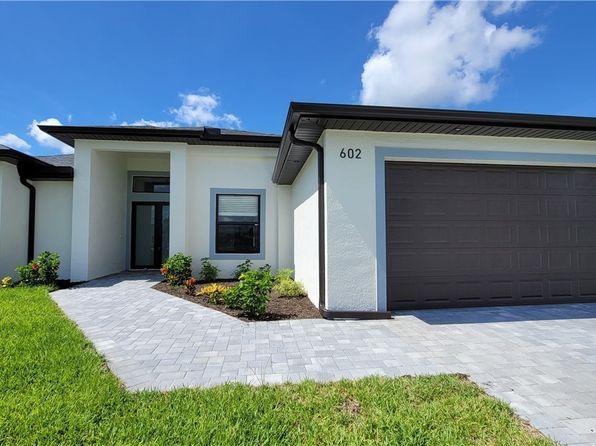 602 SW 15th Ter