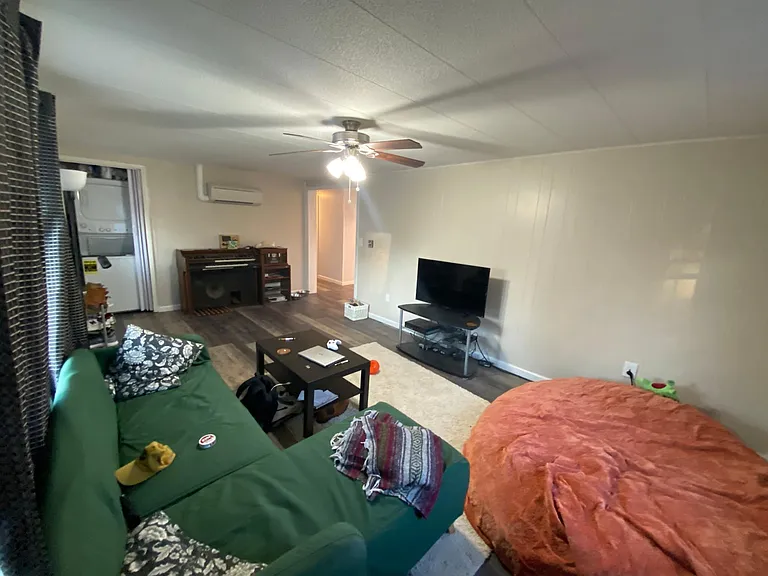34 Boxwood Ln #1 — Photo 17