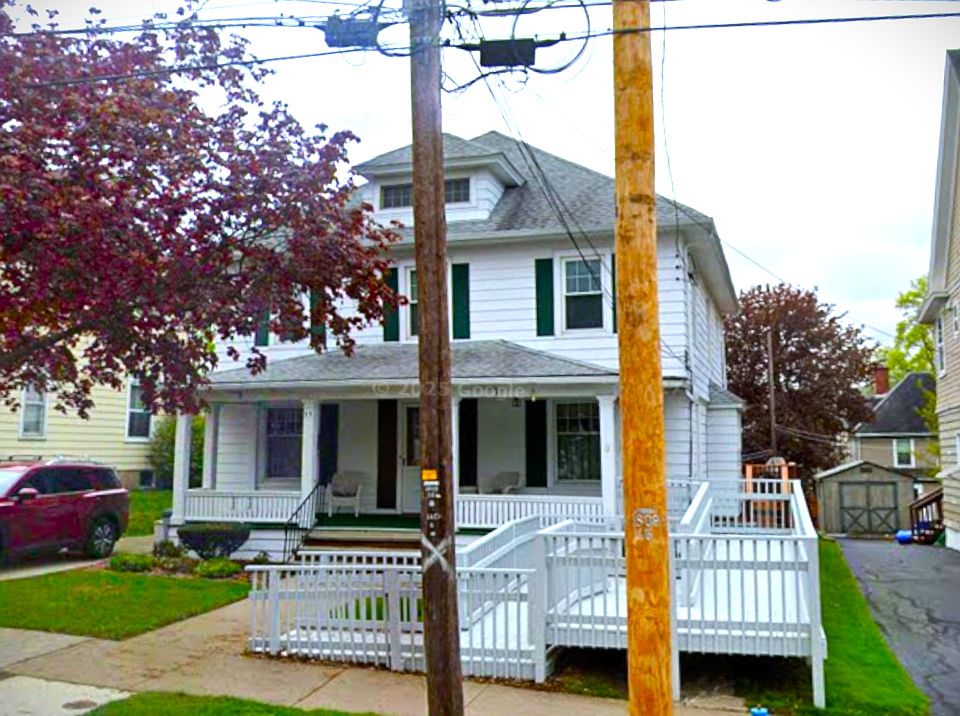 1st image of 55 Davis St