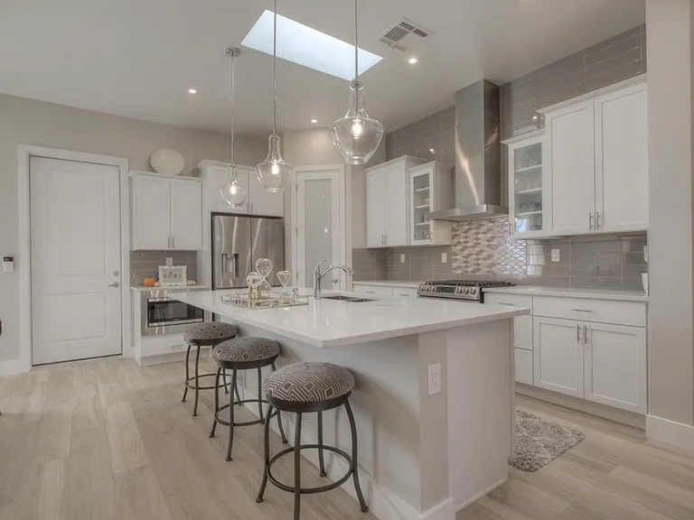 7919 Teaberry Dr NW — Photo 17