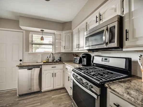 6501 E Mockingbird Ln, Dallas, TX 75214
