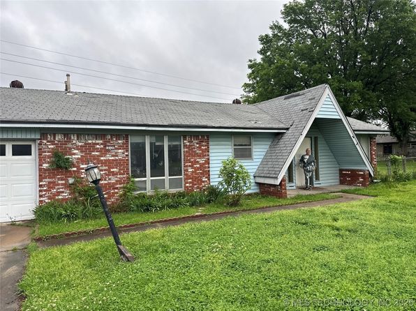 12131 E 31st Pl, Tulsa, OK 74146
