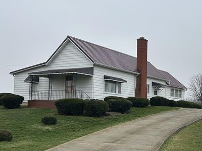351 N Main St, New Holland, OH, 43145