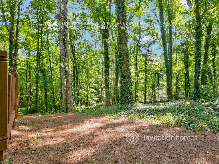 5304 Valleyview Dr — Photo 18